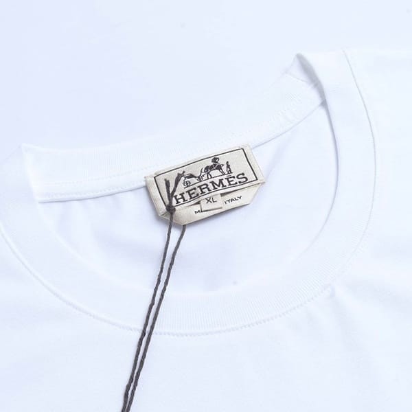 【人気！】エルメス Tシャツ スーパーコピー 2色 erp60582